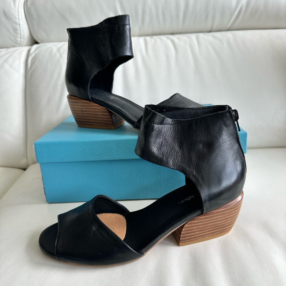 Django & Juliette Elmo Black heel 9